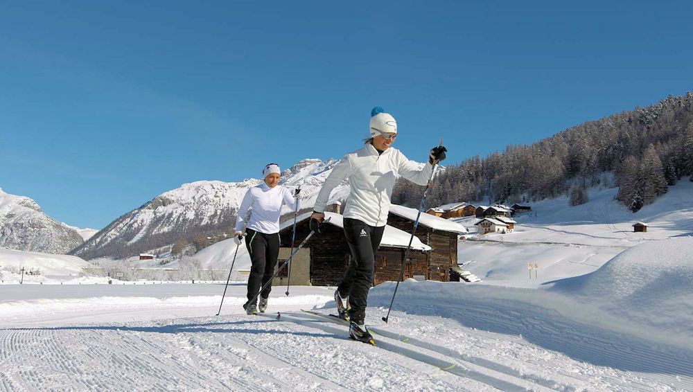 Hotel Krone Livigno Exterior foto